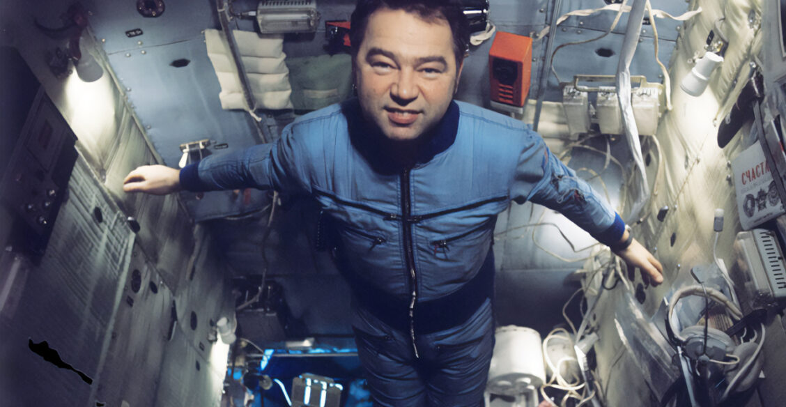 «Я запускал “летающие тарелки” и выдавал их за пришельцев». Памяти Георгия Гречко