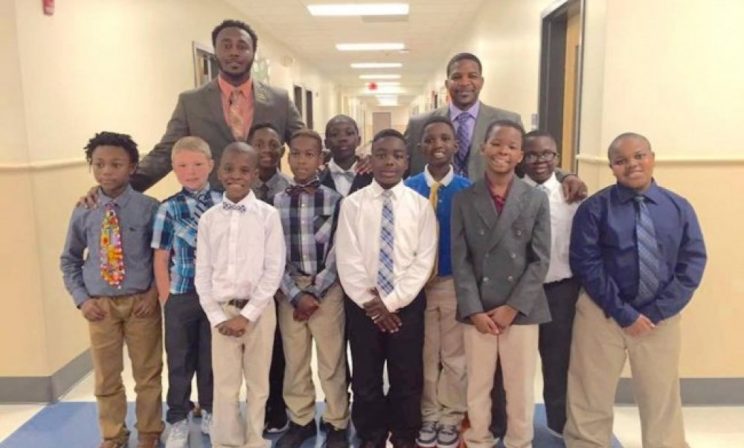 «Когда в последний раз вы видели, чтобы кто-то дрался в смокинге?»