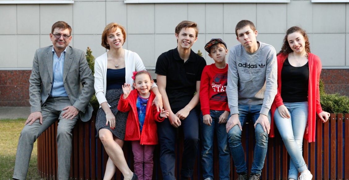 Я уже взрослая, и мне не нужна семья!