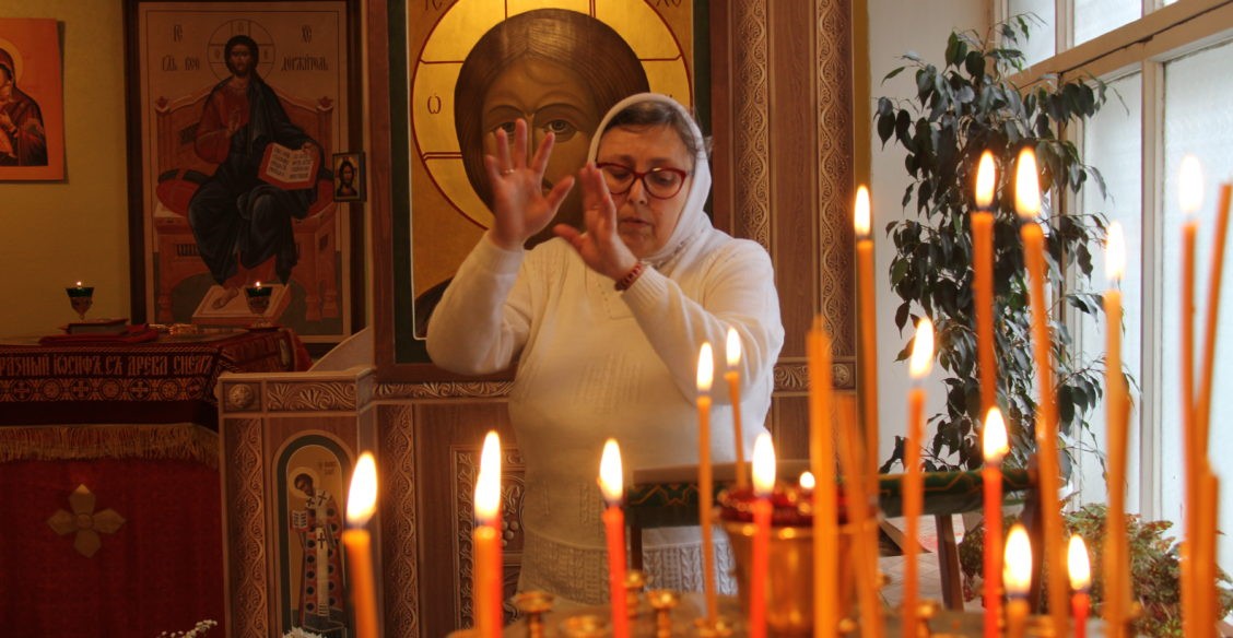 Я не вижу, я не слышу, мне трудно на службе