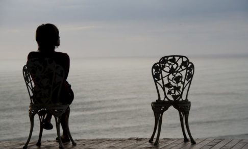 В браке бесполезно искать избавление от одиночества (видео)