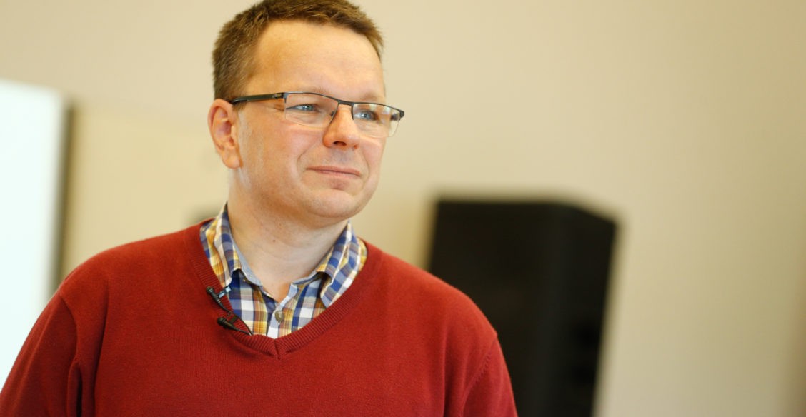 Бесцветная революция. Писатель Андрей Жвалевский — о протестах в Беларуси