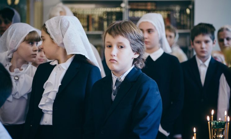 Три врага православной школы