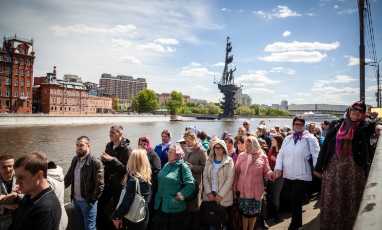 Протоиерей Игорь Фомин: «Я буду стоять к мощам святителя Николая как все”