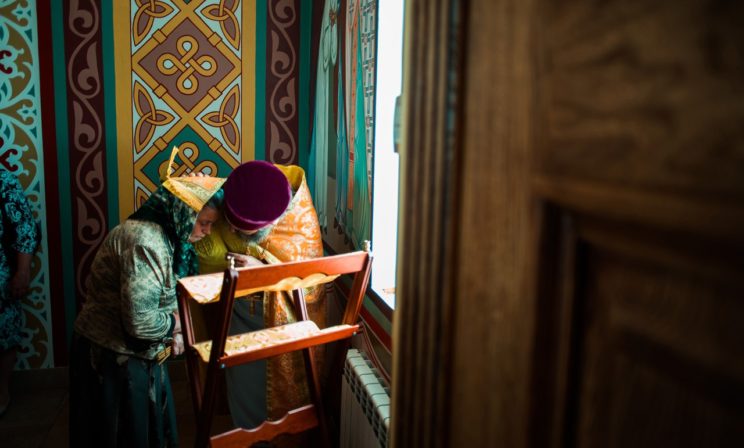 Протоиерей Федор Бородин: Священник должен смиряться перед человеком