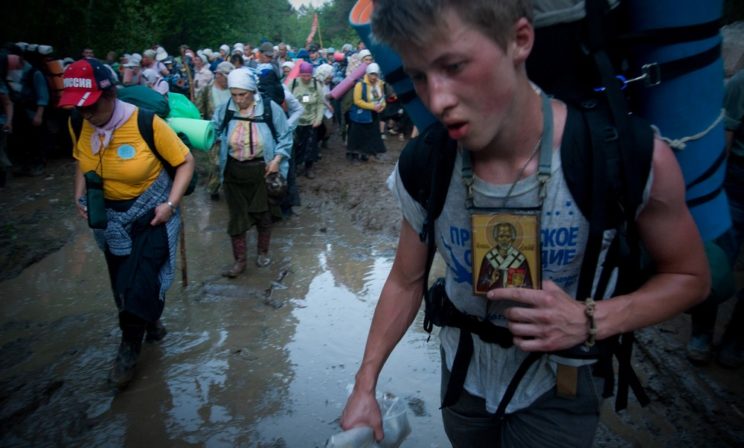 Зачем ехать в паломничество, разве дома - не святыни?