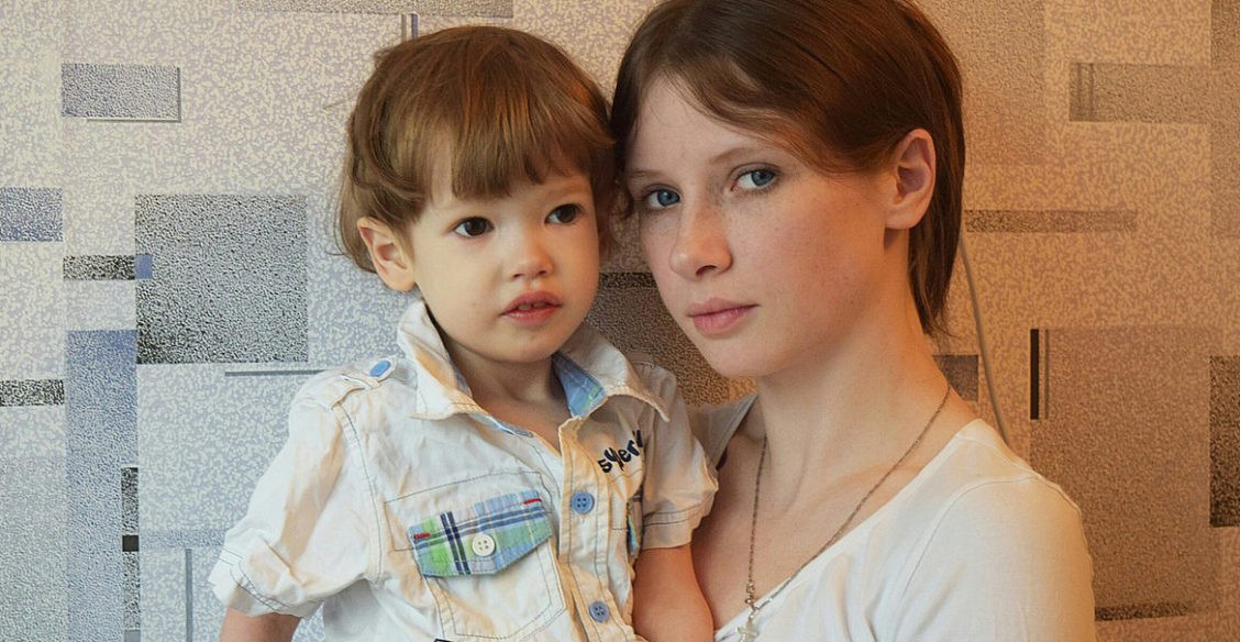 Год с чужим сердцем