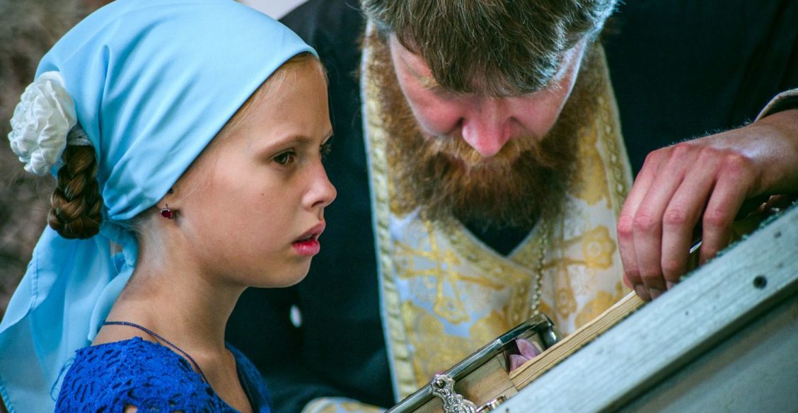 Ребенок не послушает духовника, если в семье все по-другому