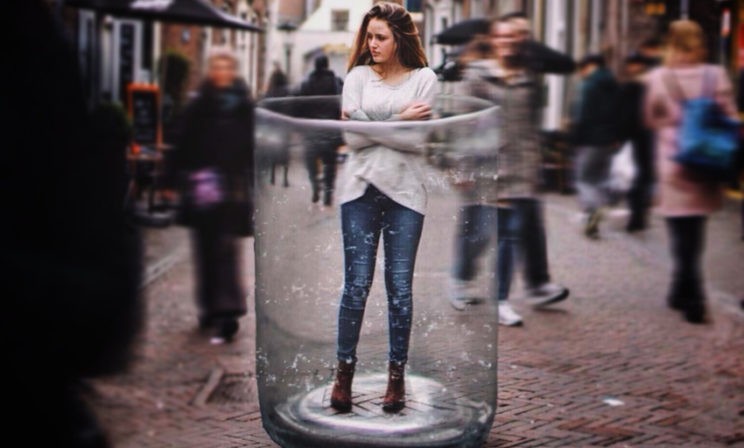 Я боюсь всего: болезней, маньяков и уйти далеко от дома