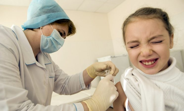 Почему без прививки от кори ребенка не допустят к экзамену