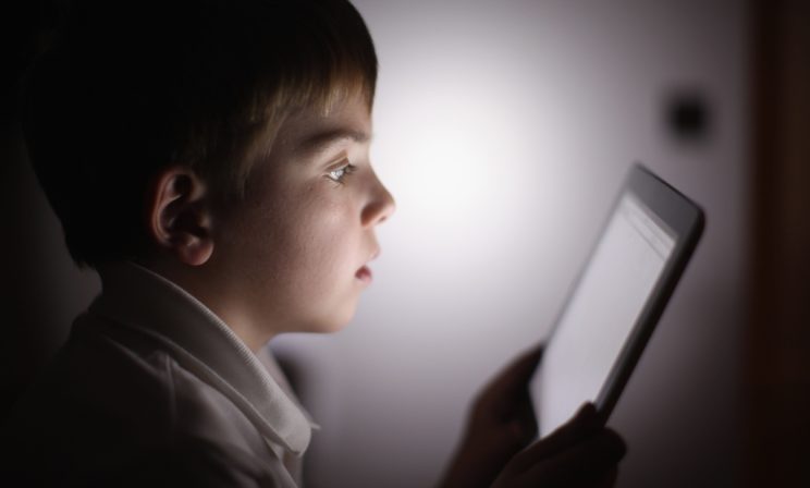 Дети в интернете: 4 главных опасности и как от них защититься