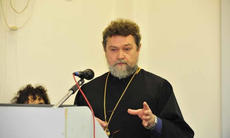 Его ласково называли "Отец Серёжа"