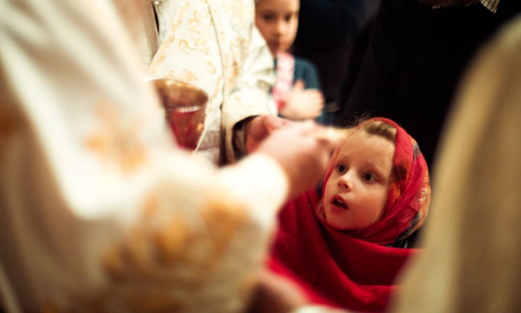 Архимандрит Андрей (Конанос): Причащаясь, мы похожи на играющих с драгоценностями детей