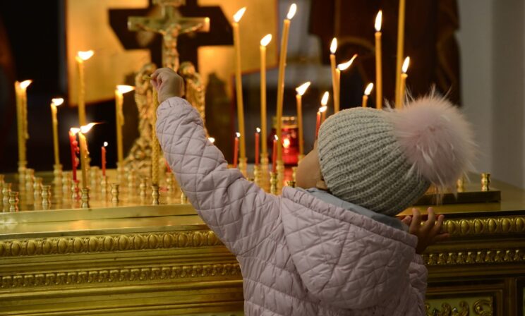Мы молимся об усопших – и перестаем быть одинокими в горе