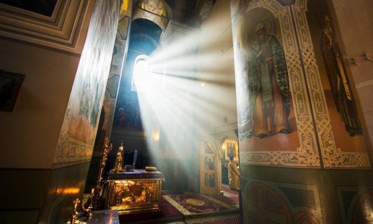 Еретиков-то полно