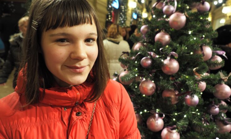 Бакуня, ты представляешь, я назвала эту тётю – мамой