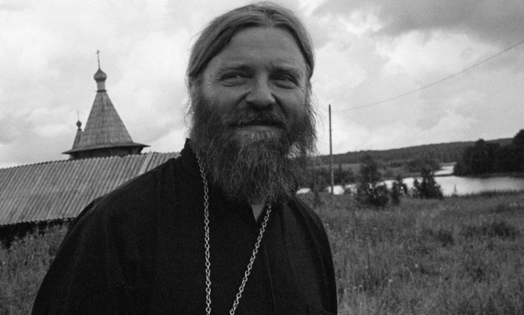 Священник, который пускал к себе всех