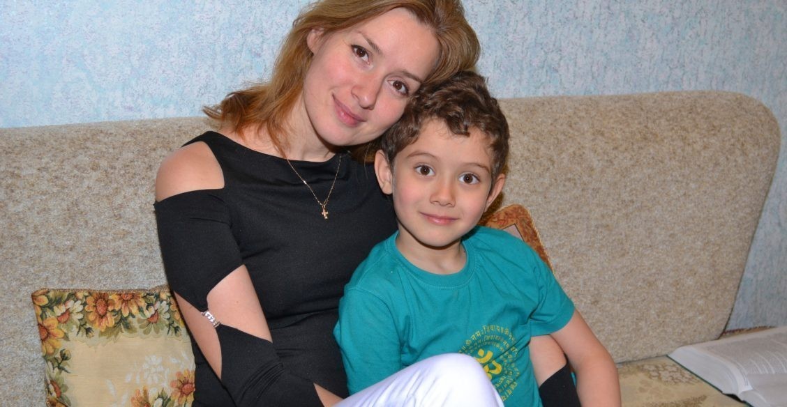 «Почему мы должны тратить на вас деньги», – сказали Зое в больнице