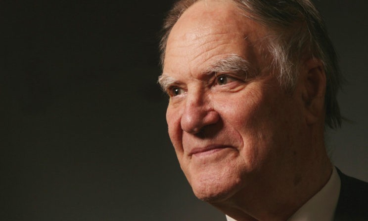 "Пока никому не удалось даже сравняться с Капицей"