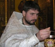 Священник Антоний Скрынников