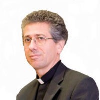 Священник Марко Ньяви