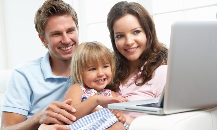 Отложите свой смартфон и посмотрите вместе «Свинку Пеппу»