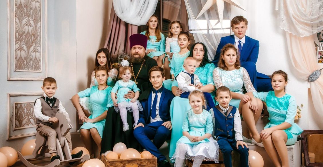 Мама 18 детей: сколько котлет может съесть ребенок