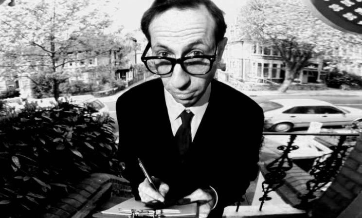 «Дружок» или «граждане»: что хуже – фамильярность или официоз