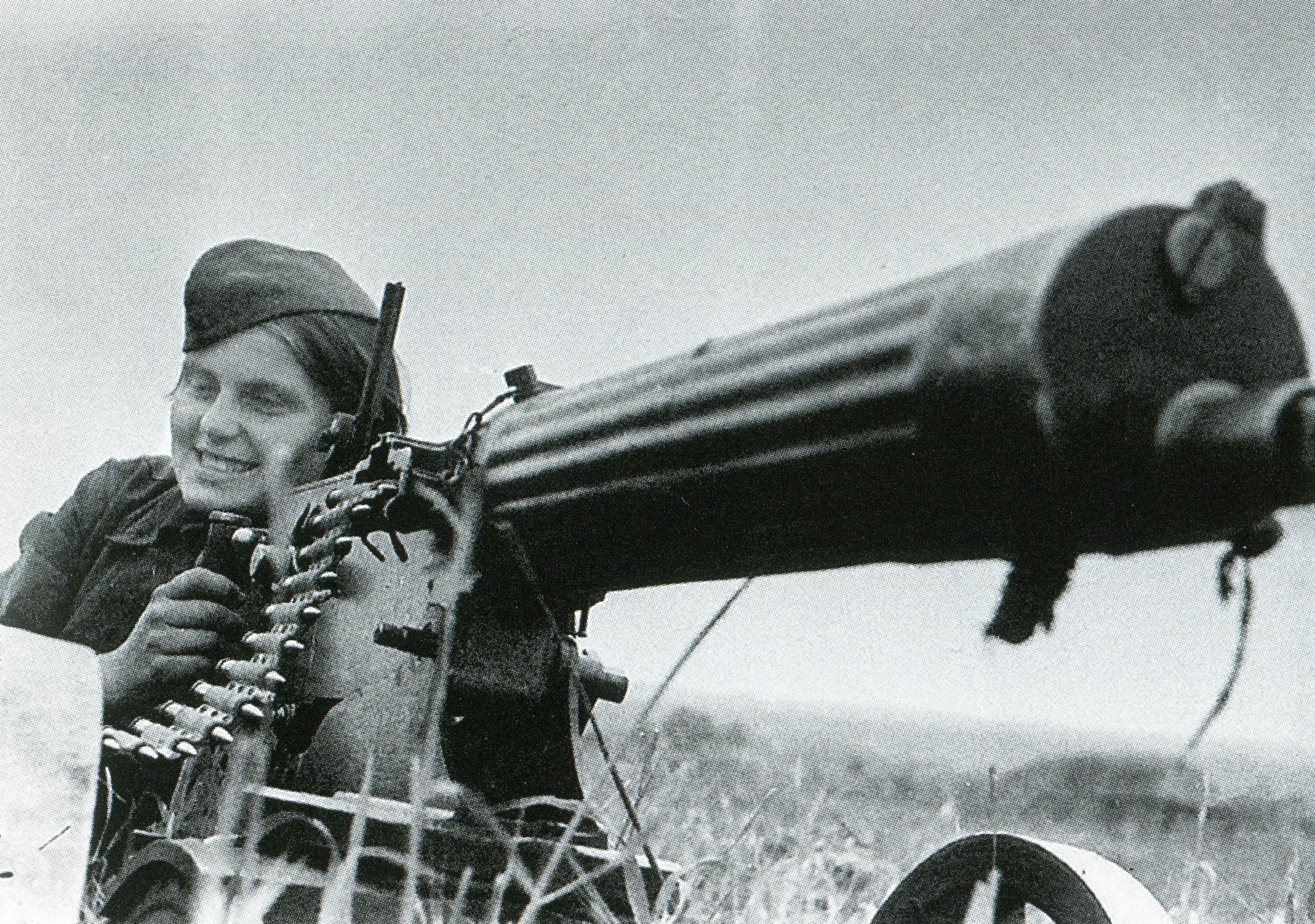 Б ввв. Зина пулеметчица. Женщины пулеметчицы Великой Отечественной войны.