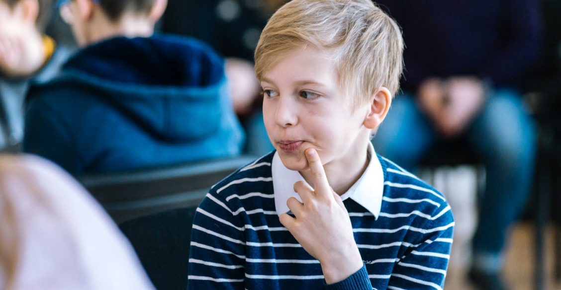 “Мало кто советует врачам - но в школьных делах разбираются все”