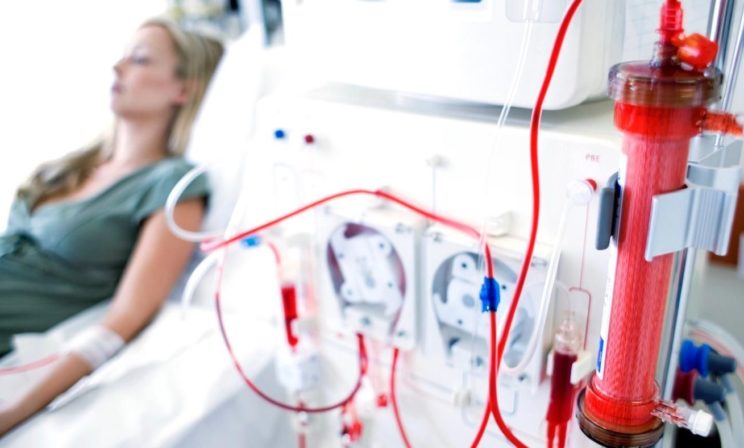 «Почки умирают молча»: почему пациенты попадают на диализ через реанимацию вперед ногами