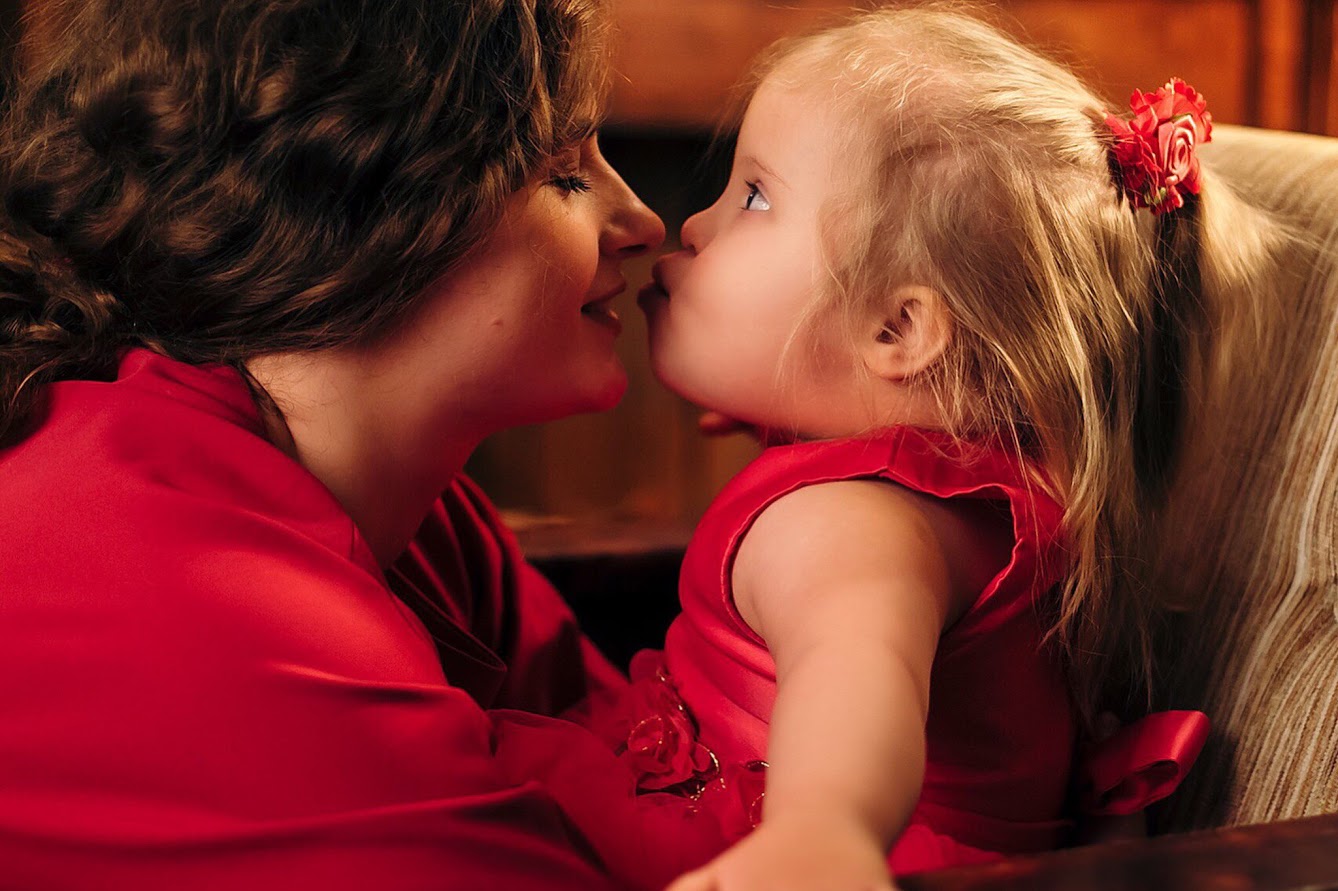 блоггер марина балмашева из краснодара. даниэль панабэйкер шестнадцатилетняя мать. мачеха усыновила ребенка. фильм про мать и сына. дом матери фильм 1974.