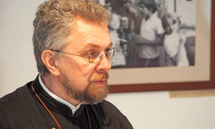 Сокращение после грамот и благодарностей – как сложится судьба музея протоиерея Александра Меня