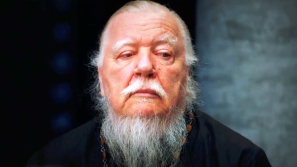 www.pravmir.ru/wp-content/uploads/2018/08/Protoierey-Dmitriy-Smirnov-600x338.jpg
