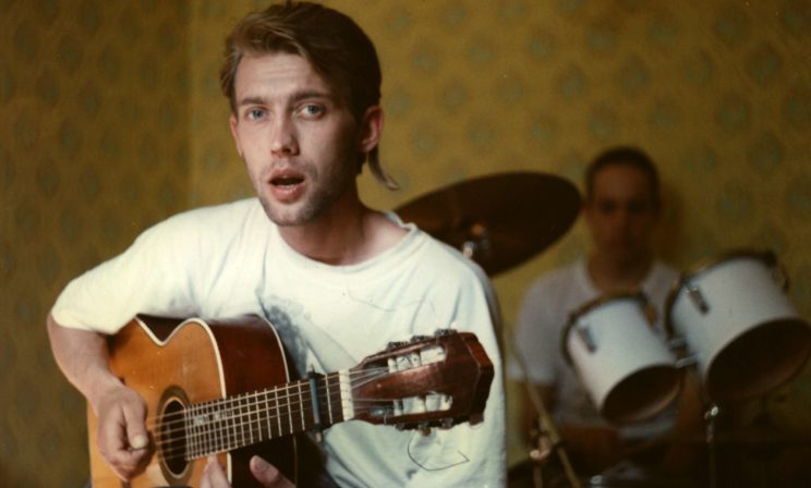 Он казался порывом ветра и ушел на исходе века