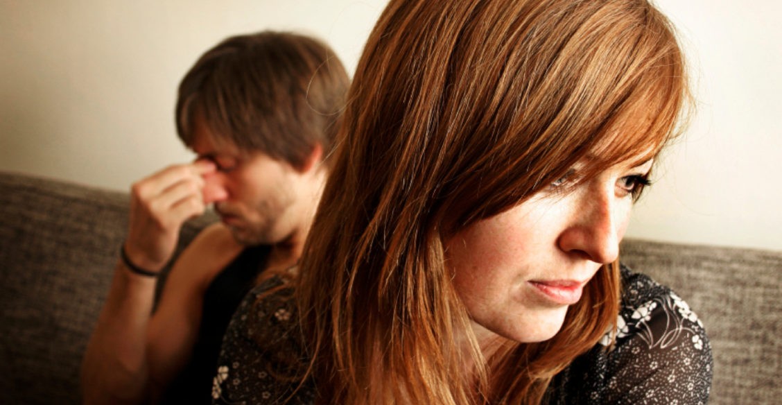 При первых трудностях родители настаивают: «Если тебе плохо, разводись»