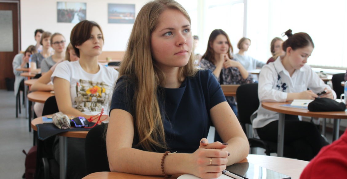 Роль религии в видеоиграх и как студенты-атеисты пишут слово «Бог»