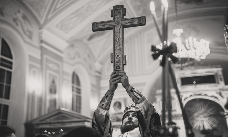 «Да воскреснет Бог» – почему мы молимся Кресту Господню