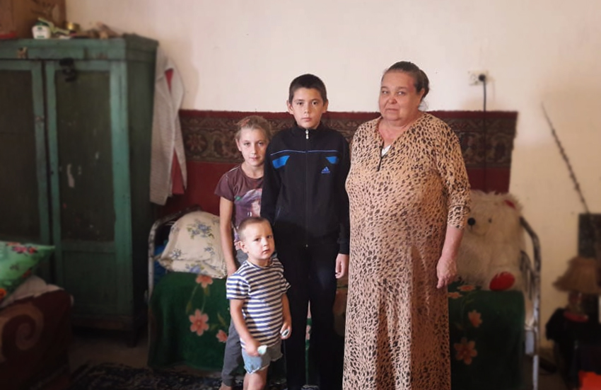 Переехали в таджикистан. Таджикская семья. Богатая семья в Душанбе. Таджикистан как живут простые люди фото до и после российские.