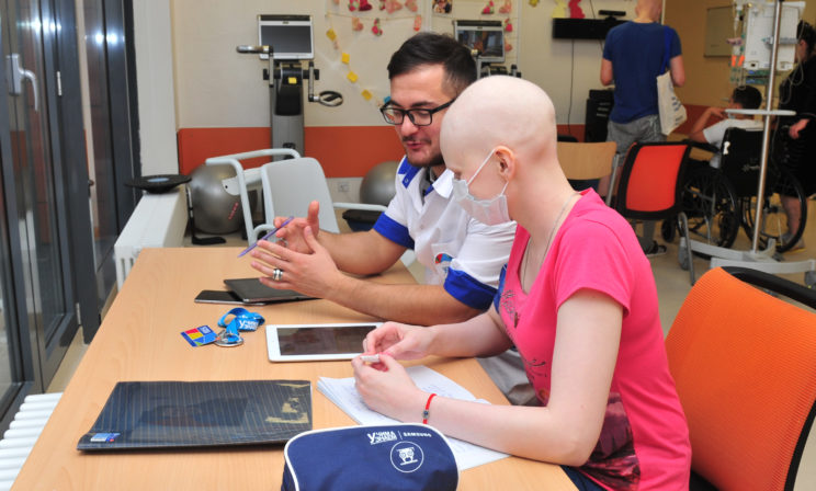 «Зачем мне физика, если я могу умереть» – как учителя вытаскивают детей из состояния безысходности