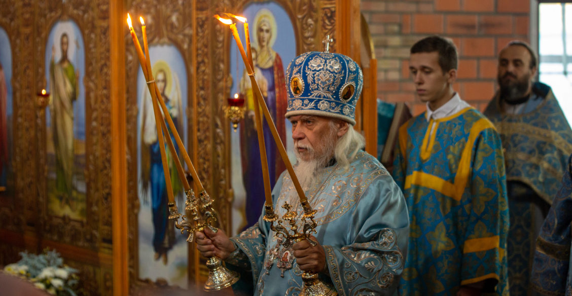 Господь попустил пожар, чтобы мы собрались на литургию