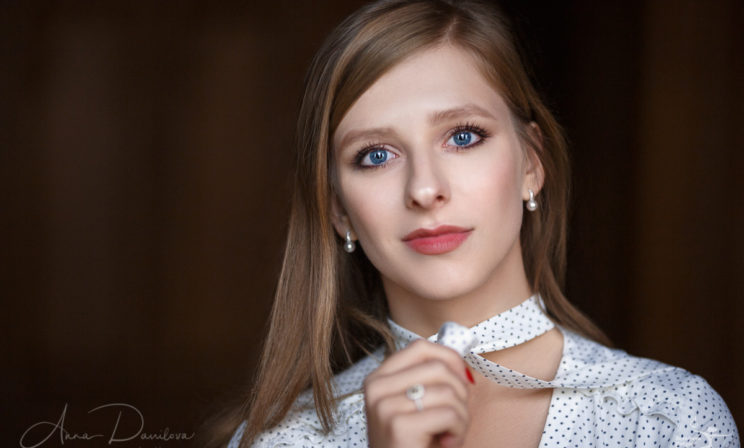 Лиза Арзамасова: Раз ты записался в артисты – поддерживай