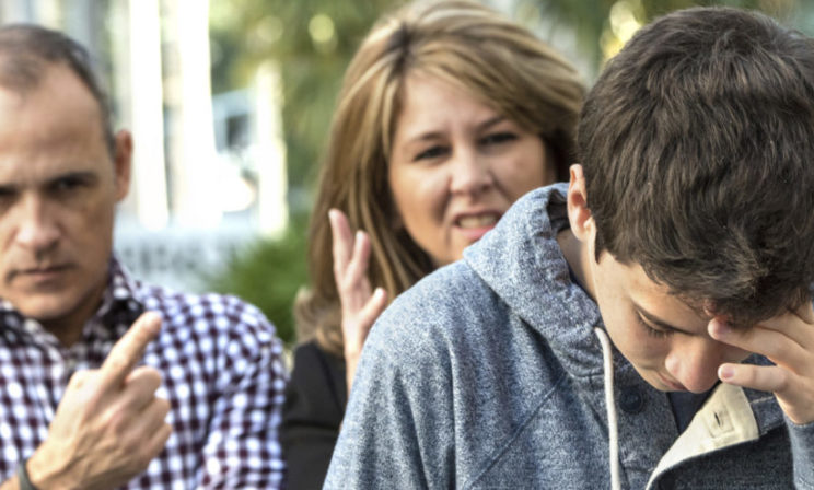 «У нас с Богом большие проблемы!» – сказали дети. К чему запреты и почему надо все время чувствовать себя виноватым