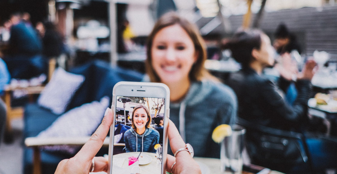 «Кофе, безе и все в ажуре – завидуйте, как я завтракаю»