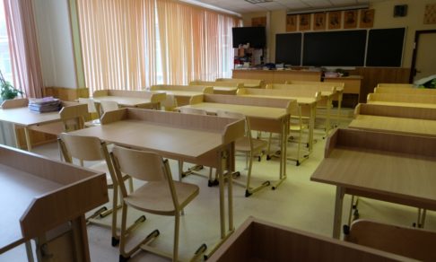 В Екатеринбурге возбудили уголовные дела на родителей первоклассников из-за фиктивной прописки ради места в школе