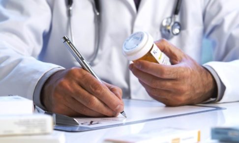 Минздрав смягчит ответственность врачей, работающих с наркотическими обезболивающими