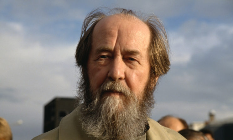 ФСИН считает, что трудовые лагеря помогут экономике. Александр Солженицын думал иначе