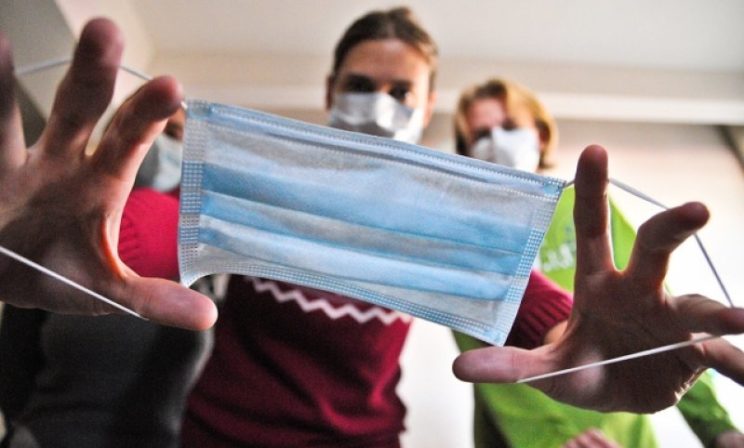 Маски, капли, оксолинка – что реально работает в сезон простуд