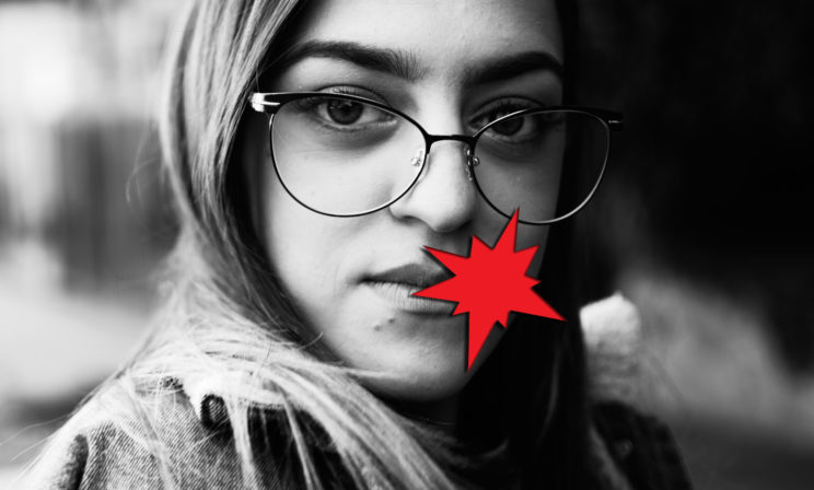 «Простуда» на губах – при чем тут солярий и тестеры косметики