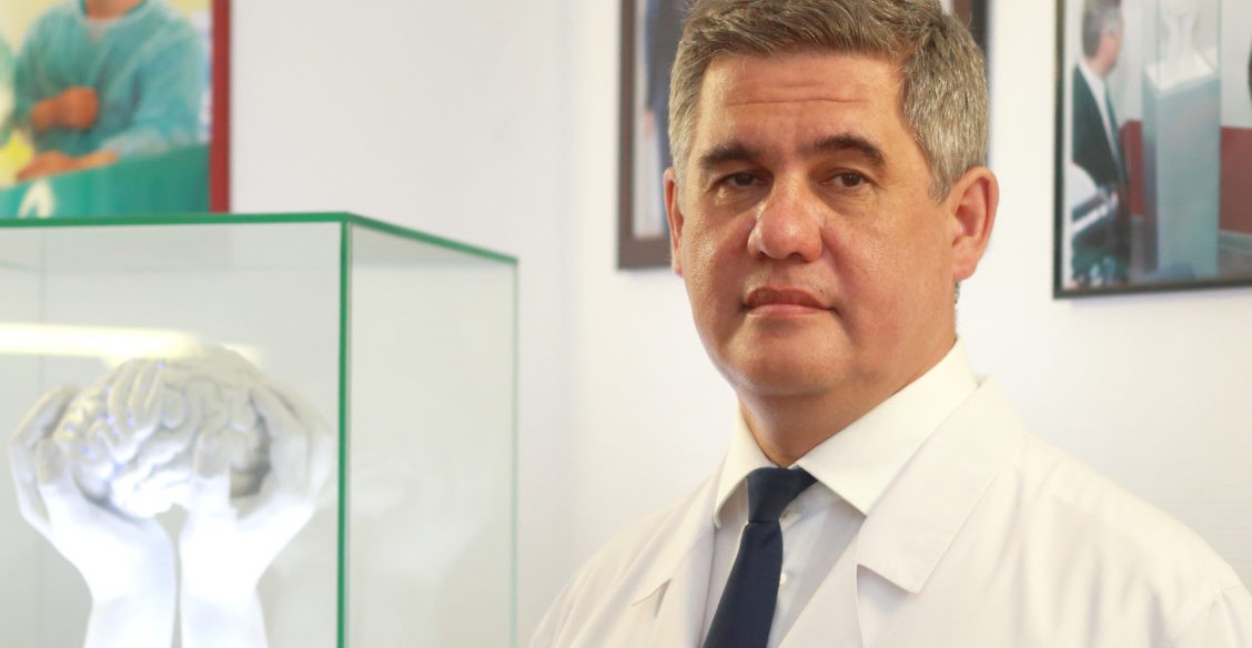 Нейрохирург Альберт Суфианов: Нужно работать очень четко, как сапер